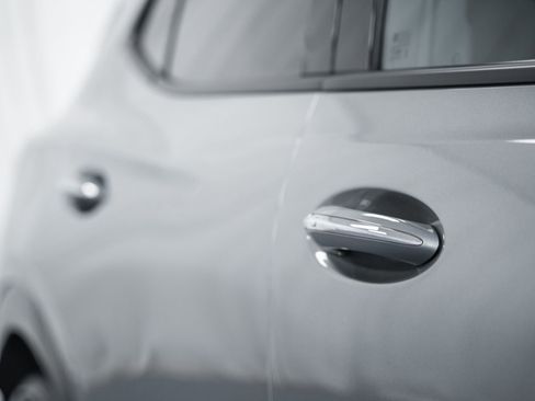 Used 2023 Buick Encore GX Essence w/ Experience Buick Package image 14