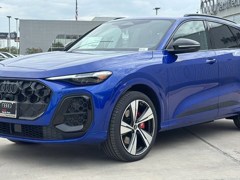 New 2025 Audi SQ5 Premium Plus image 3