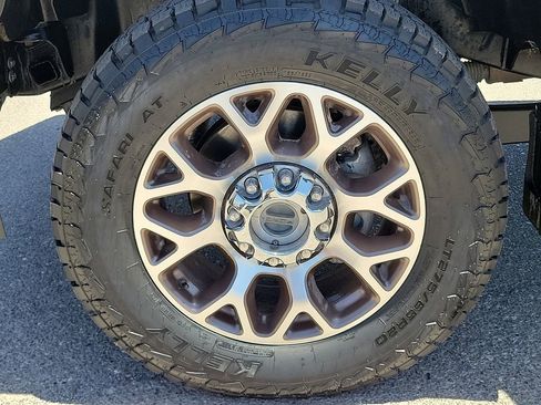 Used 2022 Ford F250 King Ranch w/ King Ranch Ultimate Package AWD/4WD image 14