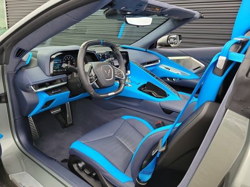 Used 2024 Chevrolet Corvette Z06 w/ Z07 Performance Package RWD image 9