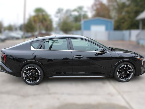 New 2026 Kia K4 GT-Line FWD image 4
