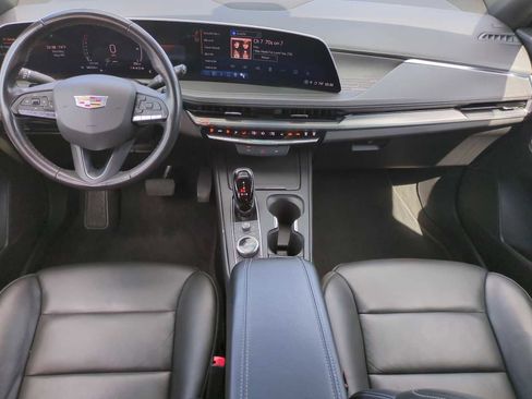 Used 2024 Cadillac XT4 Premium Luxury FWD image 19