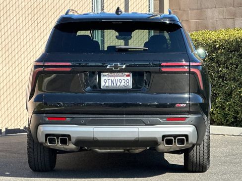 Certified 2025 Chevrolet Traverse Z71 w/ Enhanced Driving Package AWD/4WD image 5