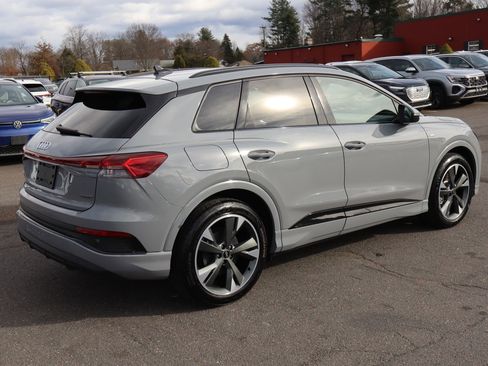 Used 2024 Audi Q4 e-tron Premium w/ Convenience Package image 5
