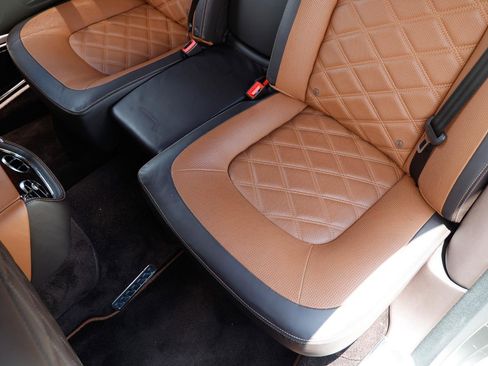 Used 2016 Bentley Mulsanne Speed RWD image 10