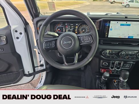 New 2026 Jeep Gladiator Mojave image 14