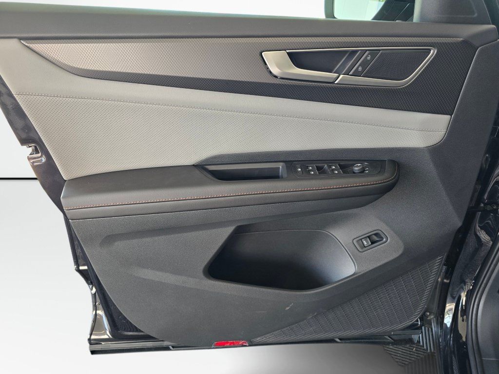 New 2026 Volkswagen Atlas Peak Edition AWD/4WD image 30
