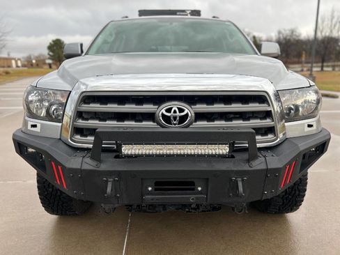 Used 2014 Toyota Sequoia SR5 image 3