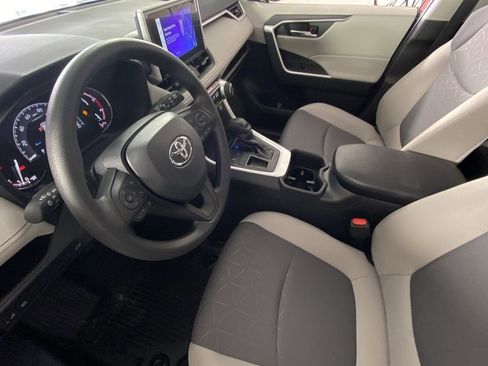 New 2025 Toyota RAV4 XLE image 20