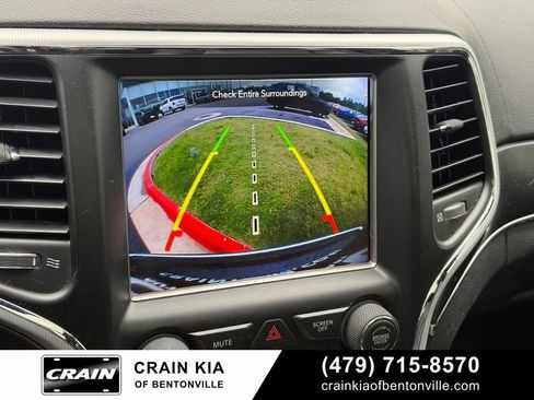 Used 2018 Jeep Grand Cherokee Limited AWD/4WD image 13