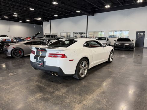 Used 2015 Chevrolet Camaro SS w/ RS Package RWD image 5