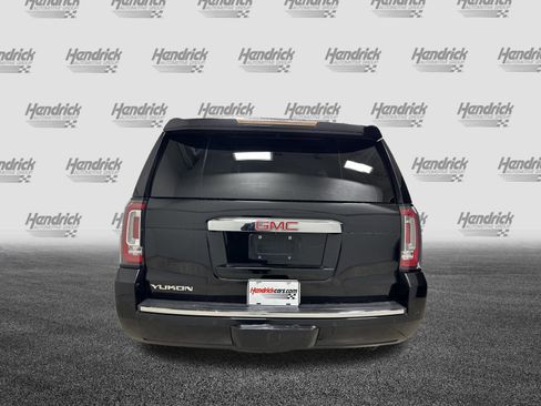 Used 2018 GMC Yukon Denali w/ Denali Ultimate Package image 9