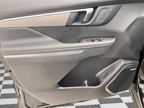 Certified 2025 Buick Enclave Preferred image 20