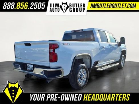 Used 2025 Chevrolet Silverado 2500 LT w/ Convenience Package AWD/4WD image 2