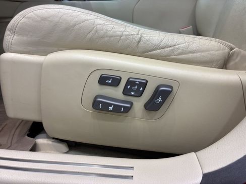 Used 2010 Lexus LS 460 AWD image 14