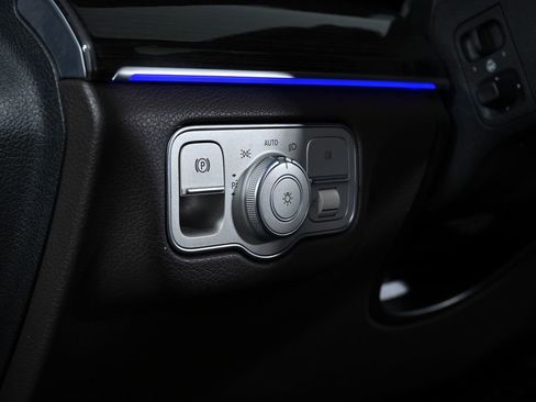 Used 2022 Mercedes-Benz GLS 450 4MATIC image 26