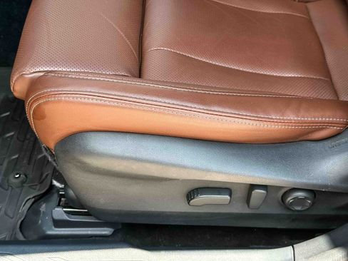 Used 2024 Subaru Outback Touring AWD/4WD image 15