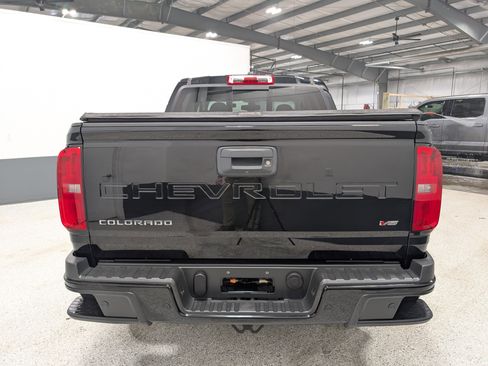 Used 2021 Chevrolet Colorado Z71 w/ Z71 Midnight Edition image 4