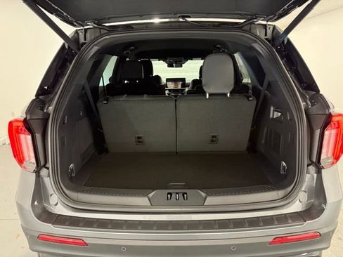 New 2026 Ford Explorer ST image 8