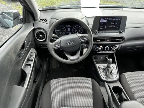 Used 2023 Hyundai Kona SE AWD/4WD image 12