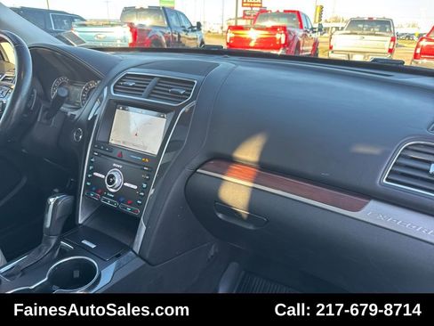 Used 2019 Ford Explorer Platinum image 95