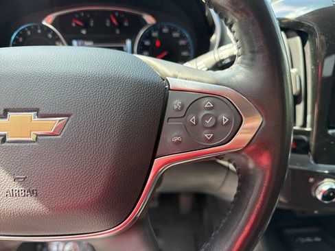 Used 2018 Chevrolet Traverse Premier AWD/4WD image 17
