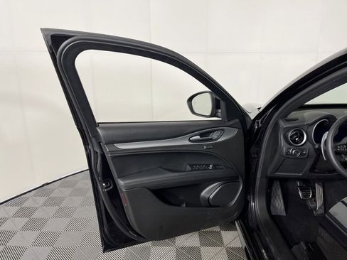 Used 2025 Alfa Romeo Stelvio Sprint w/ Veloce Package image 15