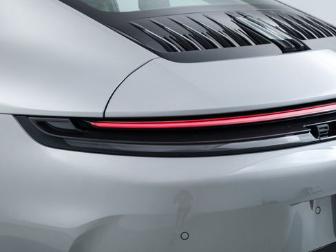 Used 2025 Porsche 911 Carrera 4 GTS image 14