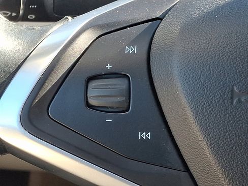 Used 2018 Tesla Model S 75D image 22