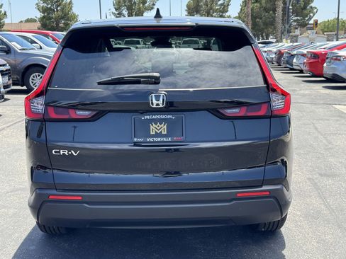 Used 2025 Honda CR-V EX image 5