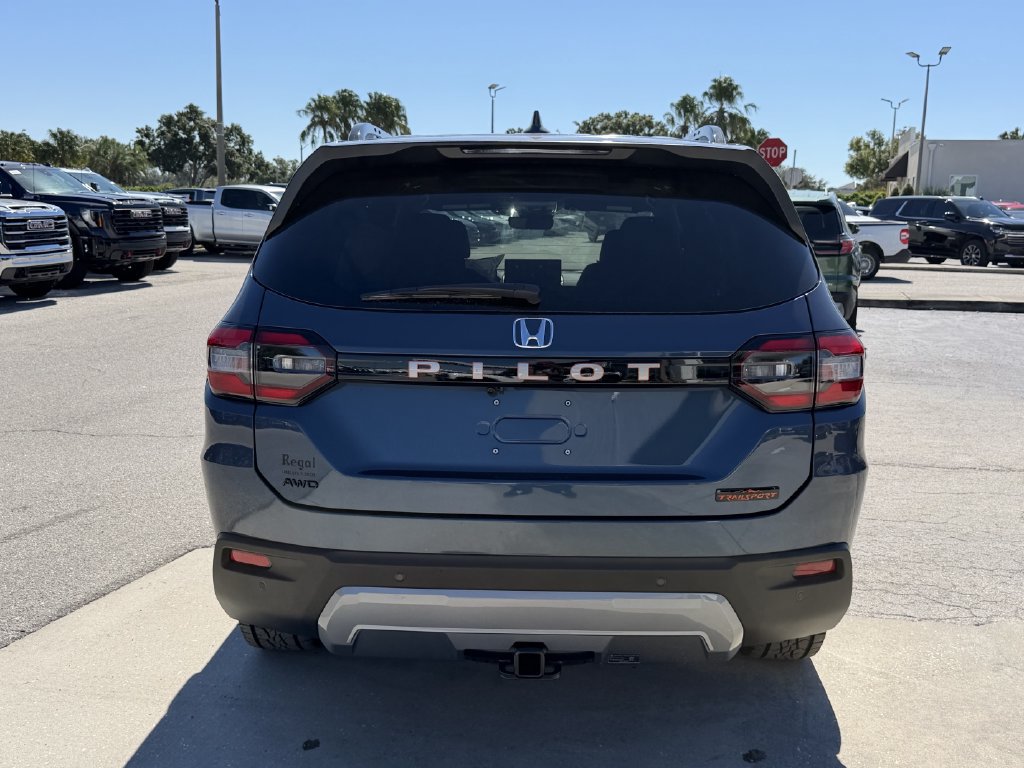 New 2026 Honda Pilot TrailSport image 5