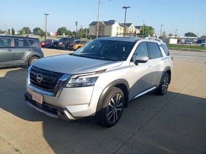 Certified 2025 Nissan Pathfinder Platinum