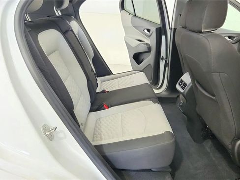 Used 2020 Chevrolet Equinox LS w/ LS Convenience Package FWD image 36