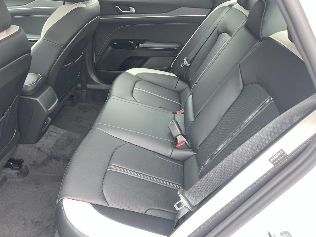 New 2026 Kia K5 GT-Line w/ GT-Line Premium Package FWD image 7