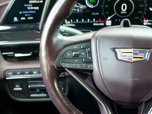 Used 2024 Cadillac Escalade ESV Premium Luxury Platinum AWD/4WD image 47