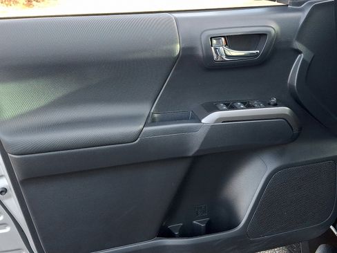 Certified 2023 Toyota Tacoma TRD Sport image 12