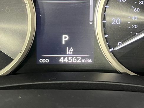 Used 2019 Lexus NX 300h AWD image 41