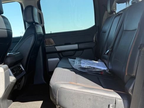 Used 2025 Ford F350 Lariat w/ Lariat Ultimate Package AWD/4WD image 15