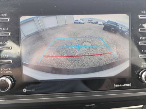 Used 2021 Toyota Tacoma SR image 16