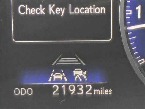 Used 2025 Lexus NX 250 FWD w/ Towing Package (2000 Lbs) image 10