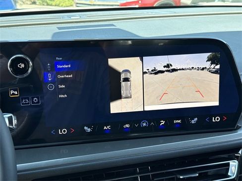 New 2026 Chevrolet Traverse LT w/ Driver Confidence Package image 16