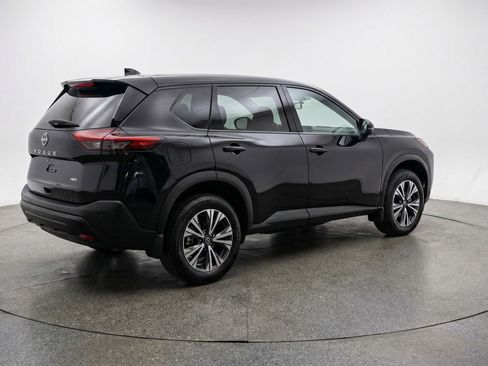 Used 2025 Nissan Rogue SV AWD/4WD image 9