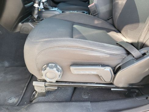 Used 2023 Jeep Wrangler Sport AWD/4WD image 21