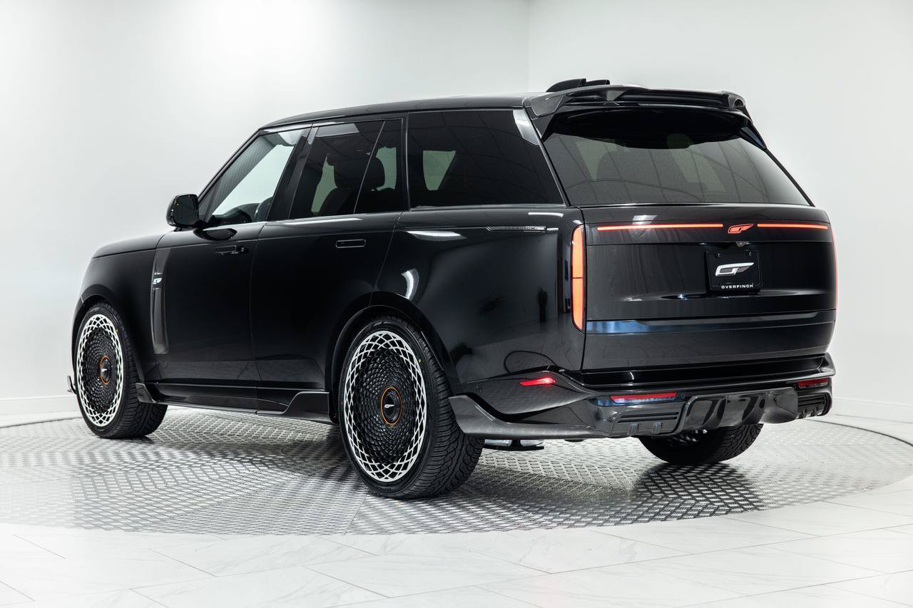 Used 2025 Land Rover Range Rover SE AWD/4WD image 3