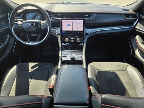 Used 2022 Jeep Grand Cherokee Trailhawk w/ ADV Protech Group II image 10