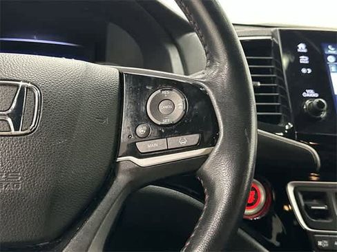 Certified 2022 Honda Pilot Black Edition image 18