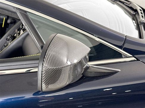 Used 2014 Aston Martin Vanquish Volante image 32