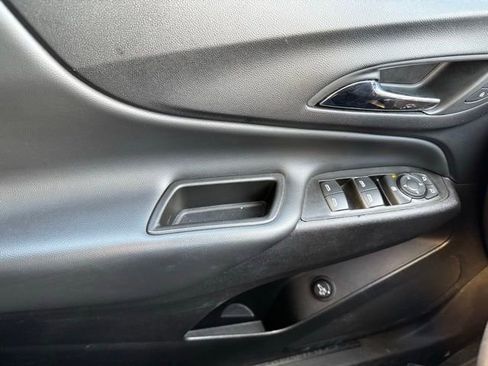 Certified 2024 Chevrolet Equinox LT image 31