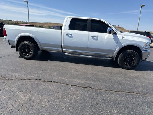 Used 2012 RAM 2500 Laramie w/ Cold Weather Group AWD/4WD image 4