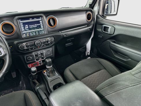 Used 2023 Jeep Gladiator Mojave w/ Trailer Tow Package AWD/4WD image 22